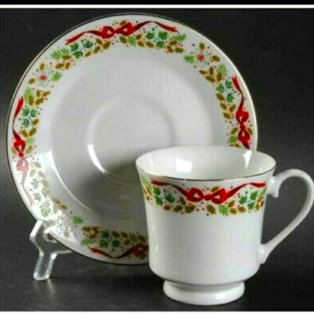 Christmas set coffee /tea cup with saucer